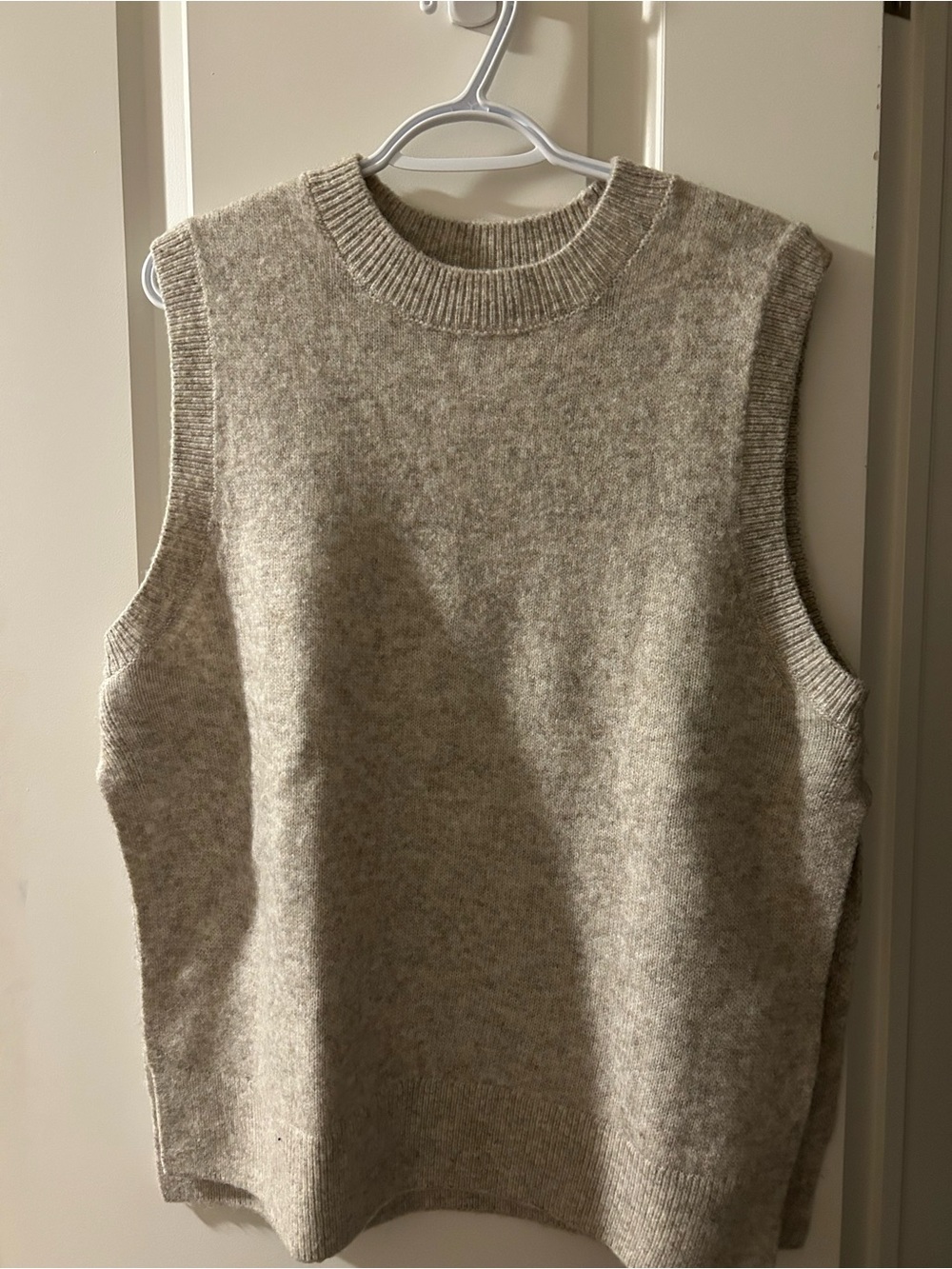 H&M Sweater Vest